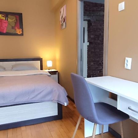 Apartament Downtown Cluj-Napoca Esterno foto